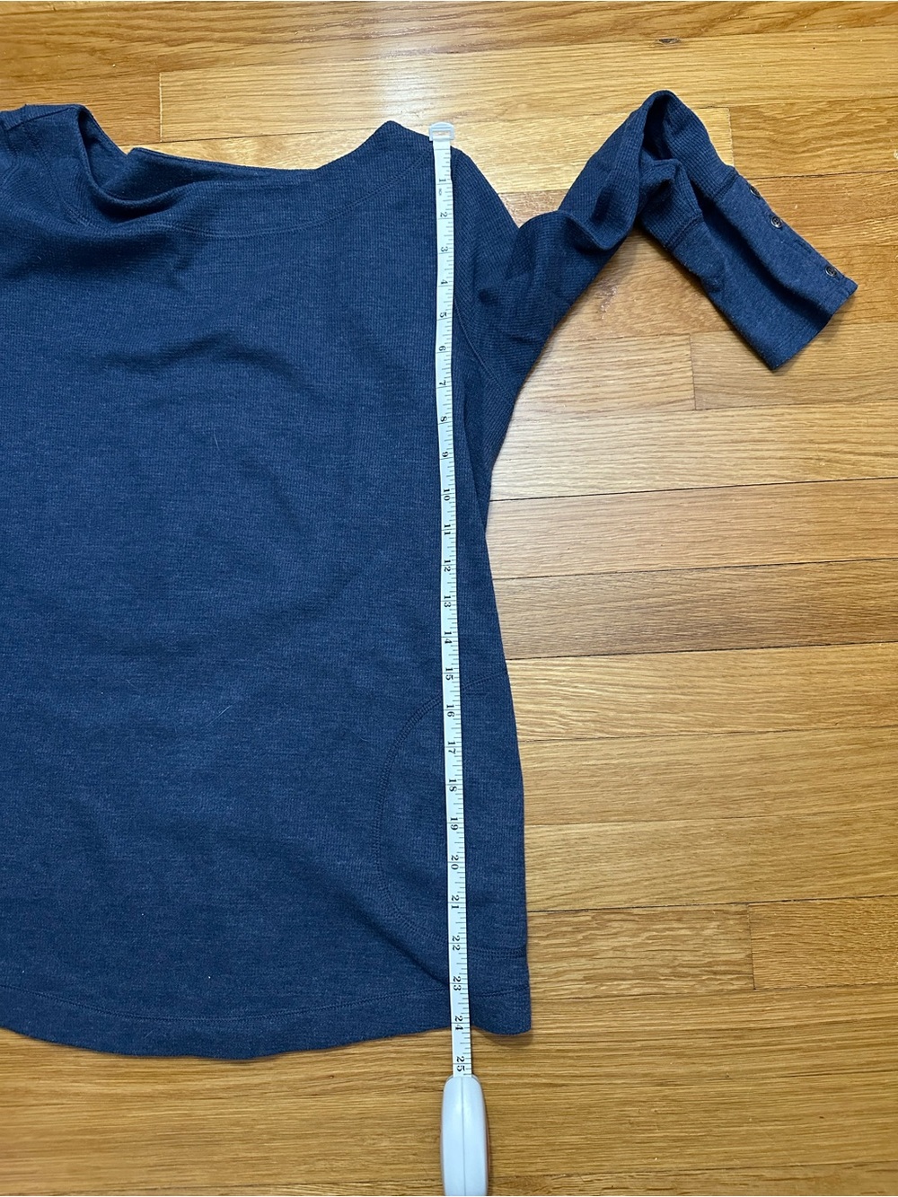 J.Jill Blue Boatneck Long Sleeve Lightweight Sweater Size Medium GUC - Picture 2 of 4